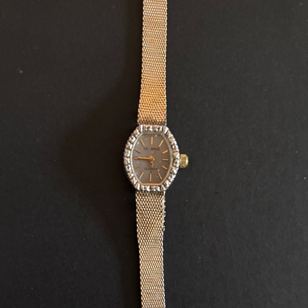 Vintage HELBROS quartz ladies, Gold Mesh Bracelet Watch